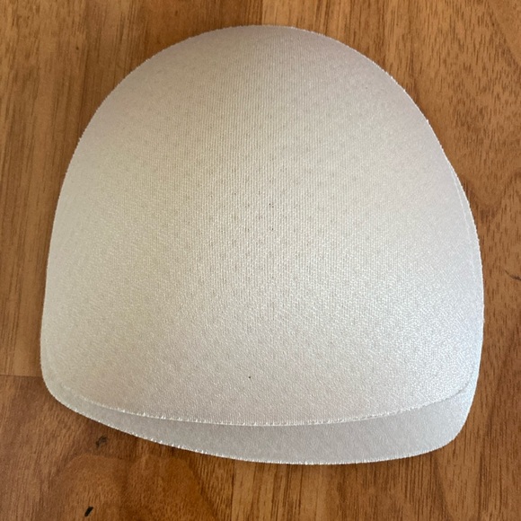 ❤️ Two New Lululemon Bra Insert Pads from Asia Size XL NWOT - Picture 1 of 3